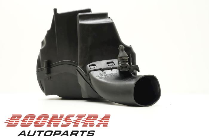 Gebrauchte Luftfiltergehäuse Ford Transit Connect (PJ2) 1.6 TDCi 16V 95 Preis € 44,47 Mit Mehrwertsteuer angeboten von Boonstra Autoparts