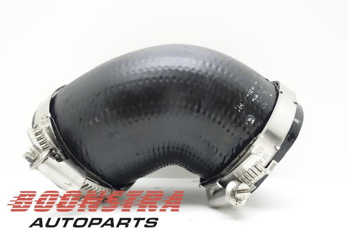 Gebrauchte Intercooler Schlauch Volkswagen Transporter T6 2.0 TDI 204 Preis € 30,19 Mit Mehrwertsteuer angeboten von Boonstra Autoparts