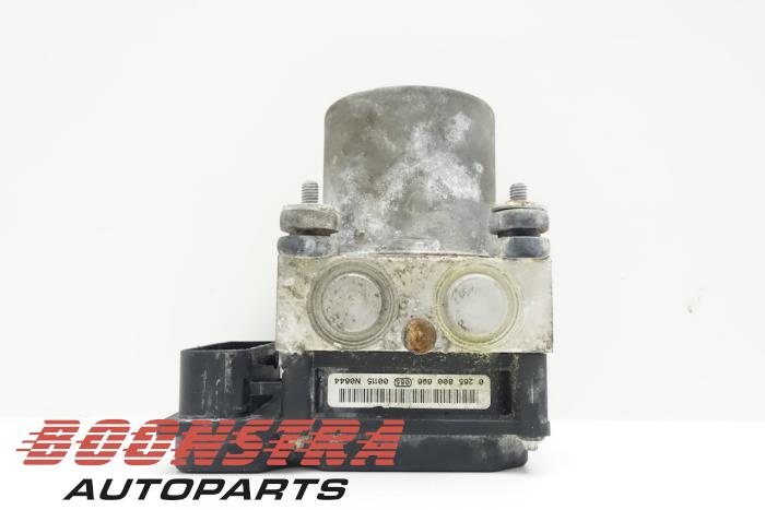 Usagé Bloc ABS Peugeot Expert (G9) 2.0 HDi 120 Prix € 33,82 Prix TTC proposé par Boonstra Autoparts