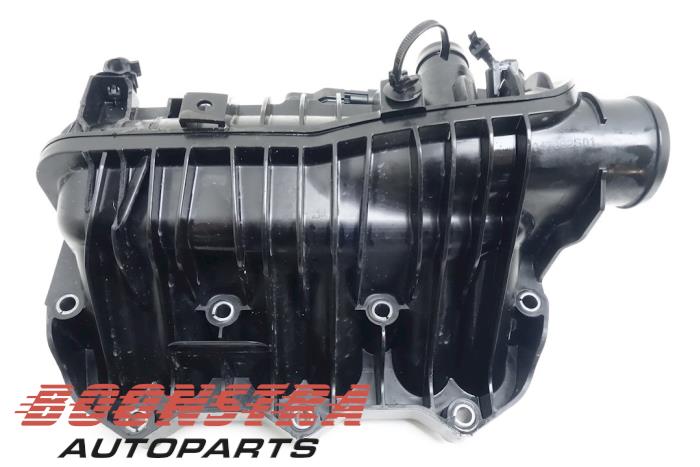 Tubulure d'admission d'un Ford Focus 3 Wagon 1.0 Ti-VCT EcoBoost 12V 125 2018