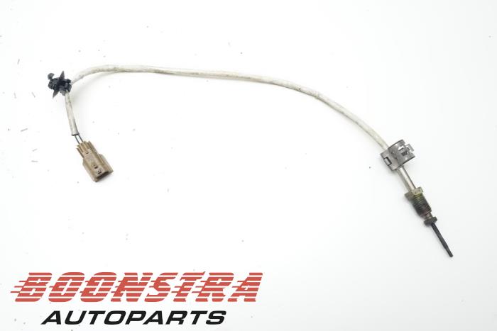 Usagé Sensor température d’échappement Opel Vivaro 2.5 CDTI 16V Prix € 44,47 Prix TTC proposé par Boonstra Autoparts