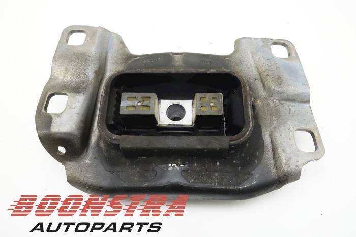 Gearbox mount from a Ford Transit Connect (PJ2) 1.6 TDCi 16V 95 2016