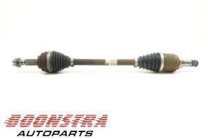 Used Front drive shaft, left Renault Clio IV (5R) 1.2 16V Price € 111,75 Margin scheme offered by Boonstra Autoparts