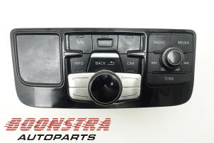 Usagé Unité de contrôle Multimedia Audi A8 (D4) 4.2 TDI V8 32V Quattro Prix € 112,46 Règlement à la marge proposé par Boonstra Autoparts