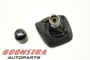 Used Gear stick knob Ford Transit Connect (PJ2) 1.6 TDCi 16V 115 Price € 30,19 Inclusive VAT offered by Boonstra Autoparts