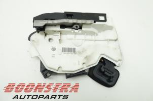 Used Rear door mechanism 4-door, right Ford Transit 2.2 TDCi 16V Price € 30,19 Inclusive VAT offered by Boonstra Autoparts