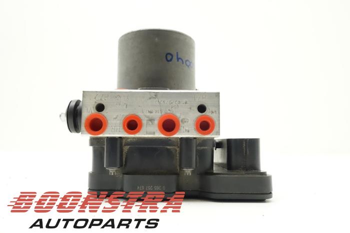 Usagé Bloc ABS Skoda Fabia III (NJ3) 1.4 TDI 16V 75 Prix € 24,95 Règlement à la marge proposé par Boonstra Autoparts
