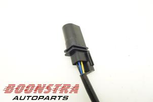 Lambda probe from a Volkswagen Touran (5T1) 2.0 TDI 150 2016
