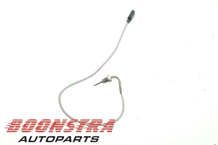 Usagé Sensor température d’échappement Volkswagen Touran (5T1) 2.0 TDI 150 Prix € 44,25 Règlement à la marge proposé par Boonstra Autoparts