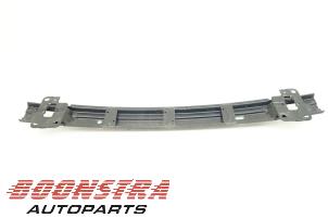 Used Front bumper frame Hyundai I30 Price € 59,25 Margin scheme offered by Boonstra Autoparts
