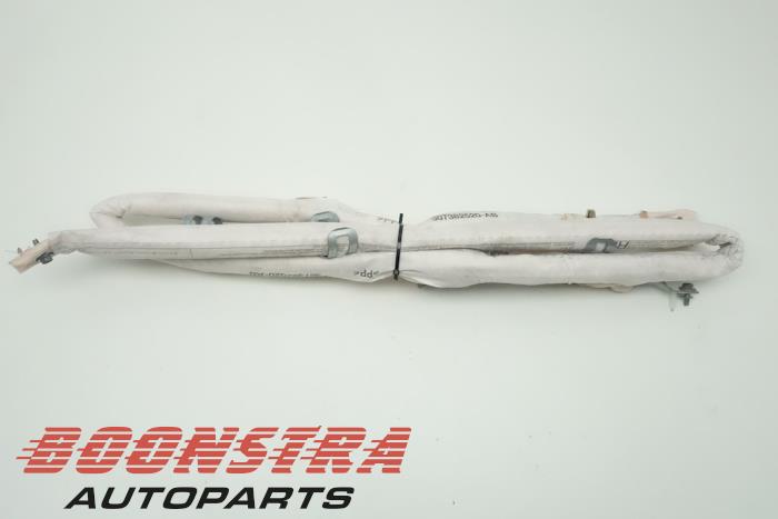 Używane Kurtyna prawa Opel Insignia Sports Tourer 1.6 CDTI 16V Cena € 29,95 Procedura marży oferowane przez Boonstra Autoparts