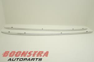 Used Roof rail kit Opel Insignia Sports Tourer 1.6 CDTI 16V Price € 111,75 Margin scheme offered by Boonstra Autoparts