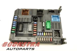 Used Fuse box Peugeot 308 (L3/L8/LB/LH/LP) 1.6 BlueHDi 100 Price € 43,95 Margin scheme offered by Boonstra Autoparts