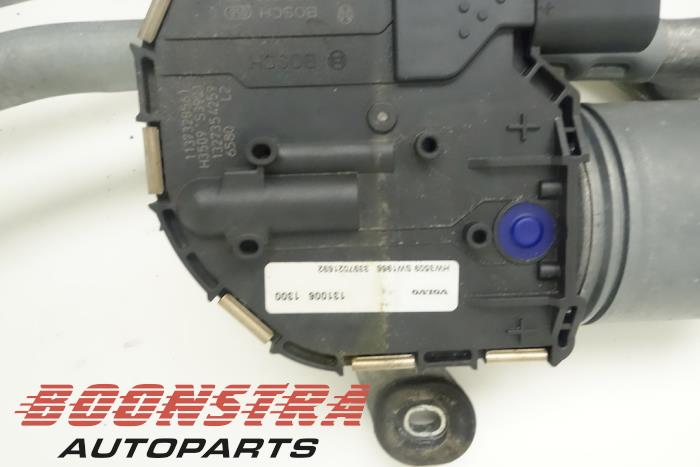 Wiper motor + mechanism Volvo V40 1.6 D2 - 31378574 BOSCH