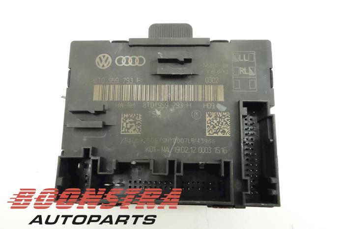 Używane Modul centralnego zamka Audi A5 Sportback (8TA) 1.8 TFSI 16V Cena € 24,95 Procedura marży oferowane przez Boonstra Autoparts