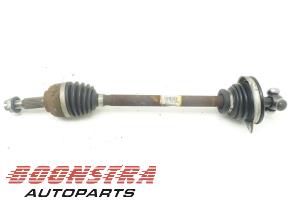 Used Front drive shaft, left Renault Twingo II (CN) 1.2 16V Price € 24,95 Margin scheme offered by Boonstra Autoparts