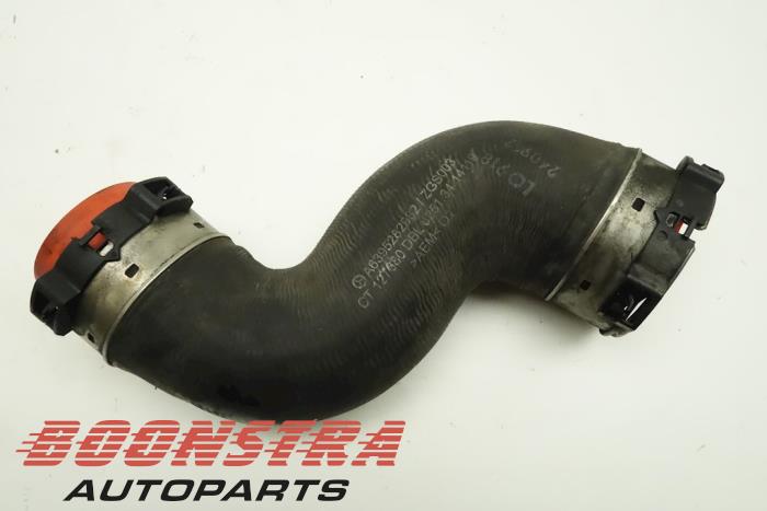 Gebrauchte Intercooler Schlauch Mercedes Vito (639.6) 2.2 113 CDI 16V Euro 5 Preis € 30,19 Mit Mehrwertsteuer angeboten von Boonstra Autoparts