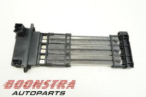 Used Heating element Peugeot 208 I (CA/CC/CK/CL) 1.6 Blue HDi 100 Price € 24,95 Margin scheme offered by Boonstra Autoparts
