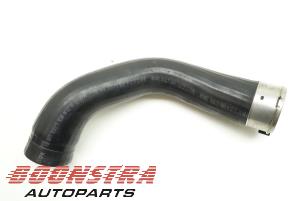 Used Intercooler hose Renault Clio IV (5R) 0.9 Energy TCE 90 12V Price € 24,95 Margin scheme offered by Boonstra Autoparts