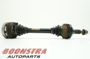 Used Drive shaft, rear right Porsche 911 (996) 3.6 Carrera 4 24V Price € 261,95 Margin scheme offered by Boonstra Autoparts