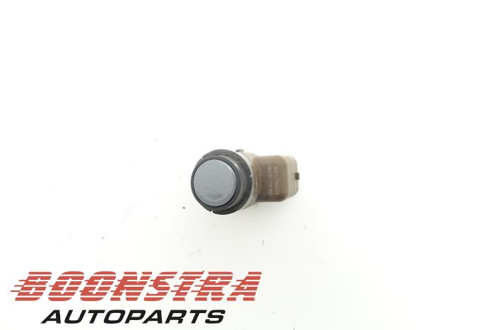 Usados Sensor PDC BMW 5 serie (F10) 520d 16V Precio € 66,75 Norma de margen ofrecido por Boonstra Autoparts