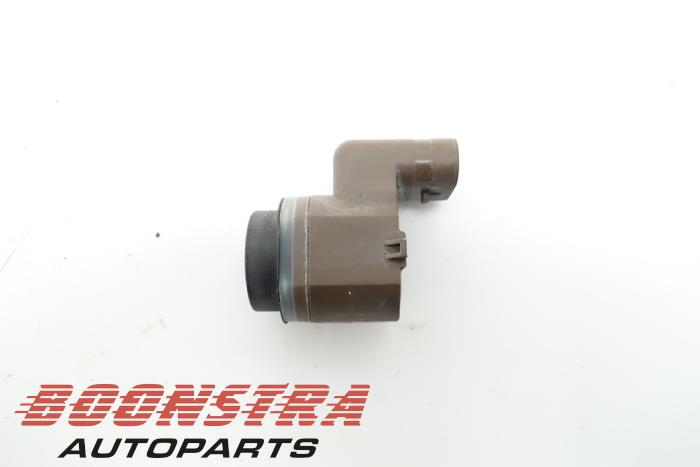 Usados Sensor PDC BMW 5 serie (F10) 520d 16V Precio € 66,75 Norma de margen ofrecido por Boonstra Autoparts