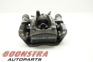 Used Rear brake calliper, right Mercedes V (447.8) 2.1 250 BlueTEC, 250 d 16V Price € 53,54 Inclusive VAT offered by Boonstra Autoparts