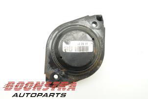 Used Engine mount Mercedes ML II (164/4JG) 3.5 350 4-Matic V6 24V Price € 24,95 Margin scheme offered by Boonstra Autoparts