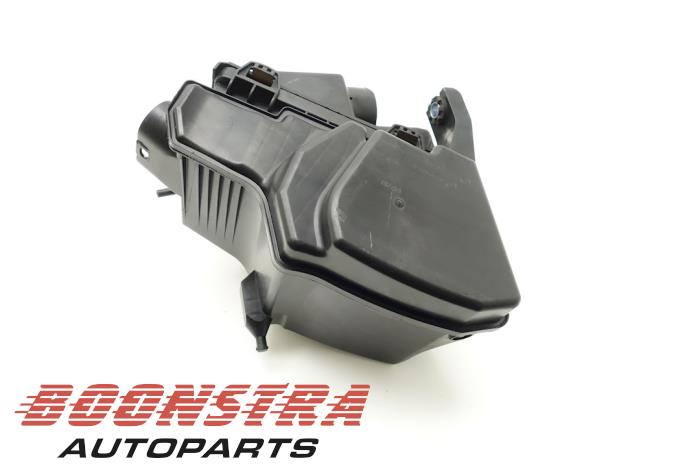 Begagnade Luftfilterhus Renault Twingo III (AH) 1.0 SCe 70 12V Pris € 29,95 Marginaltabell erbjuds av Boonstra Autoparts