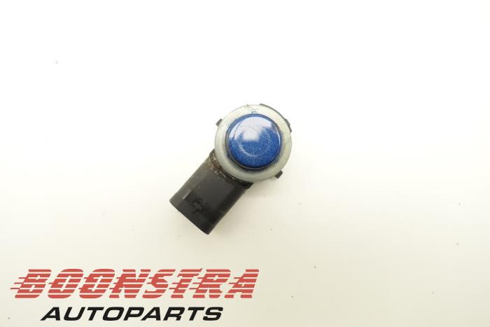 Begagnade Parkeringssensor Audi A4 Avant (B9) 2.0 TFSI 16V Pris € 24,95 Marginaltabell erbjuds av Boonstra Autoparts