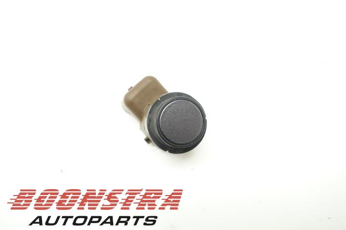 Usados Sensor PDC BMW 5 serie (F10) 520d 16V Precio € 66,75 Norma de margen ofrecido por Boonstra Autoparts