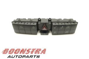 Used Panic lighting switch Mercedes C (W203) 2.2 C-220 CDI 16V Price € 29,95 Margin scheme offered by Boonstra Autoparts