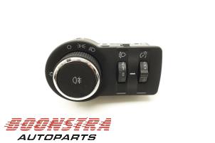 Used Light switch Opel Karl 1.0 12V Price € 24,95 Margin scheme offered by Boonstra Autoparts