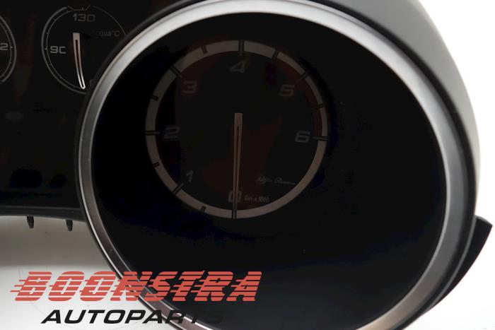 Cuentakilómetros de un Alfa Romeo Giulietta (940) 2.0 JTDm 16V 170 2010