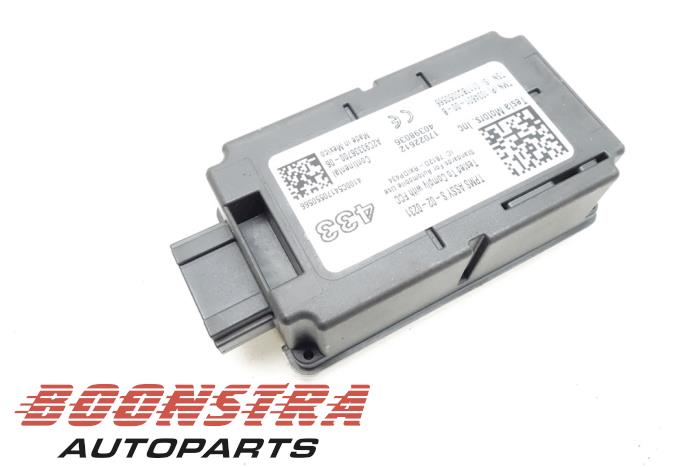 Begagnade Däcktrycksantenn Tesla Model S 75D Pris € 37,46 Marginaltabell erbjuds av Boonstra Autoparts
