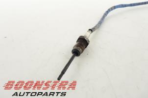 Auspuff Temperatursensor van een Land Rover Freelander II 2.2 td4 16V 2008