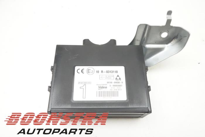Begagnade Centrallåsmodul Peugeot 108 1.0 12V VVT-i Pris € 24,95 Marginaltabell erbjuds av Boonstra Autoparts
