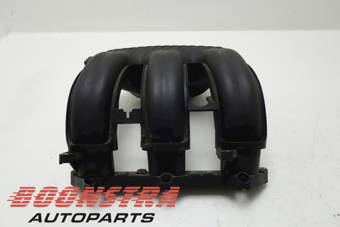 Begagnade Insugsrör Porsche Boxster (987) 3.2 S 24V Pris € 69,00 Marginaltabell erbjuds av Boonstra Autoparts