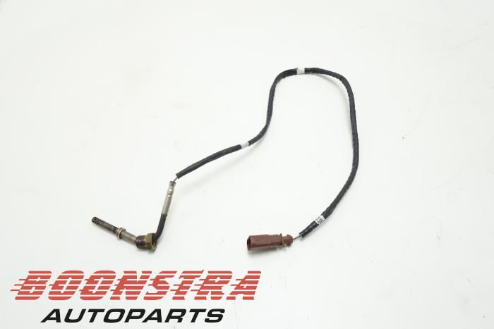 Używane Czujnik temperatury spalin Volkswagen Passat Variant (3C5) 2.0 TDI 16V 140 Cena € 29,95 Procedura marży oferowane przez Boonstra Autoparts