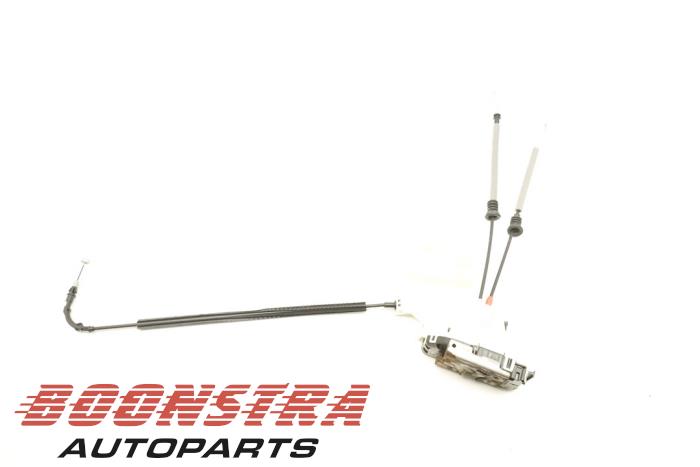 52032067 Rear door lock mechanism 4-door, left Fiat 500X 1.4 Multi Air 16V ...