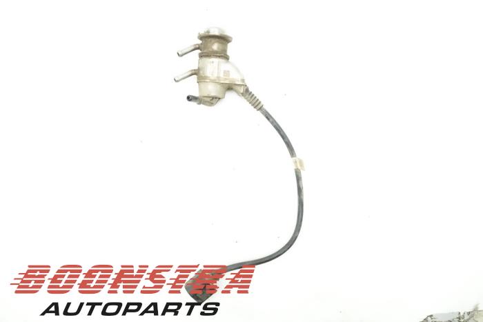 Usados Inyector Adblue Volkswagen Transporter T6 2.0 TDI 150 Precio € 30,19 IVA incluido ofrecido por Boonstra Autoparts