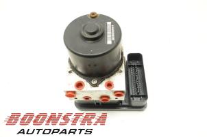 Used ABS pump Citroen DS3 (SA) 1.6 e-HDi Price € 59,95 Margin scheme offered by Boonstra Autoparts