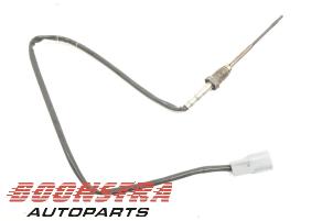 Used Exhaust heat sensor Renault Clio IV Estate/Grandtour (7R) 1.5 Energy dCi 90 FAP Price € 24,95 Margin scheme offered by Boonstra Autoparts