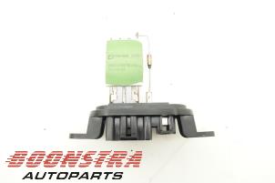 Used Heater resistor Mercedes Citan (415.6) 1.5 108 CDI Price € 30,19 Inclusive VAT offered by Boonstra Autoparts