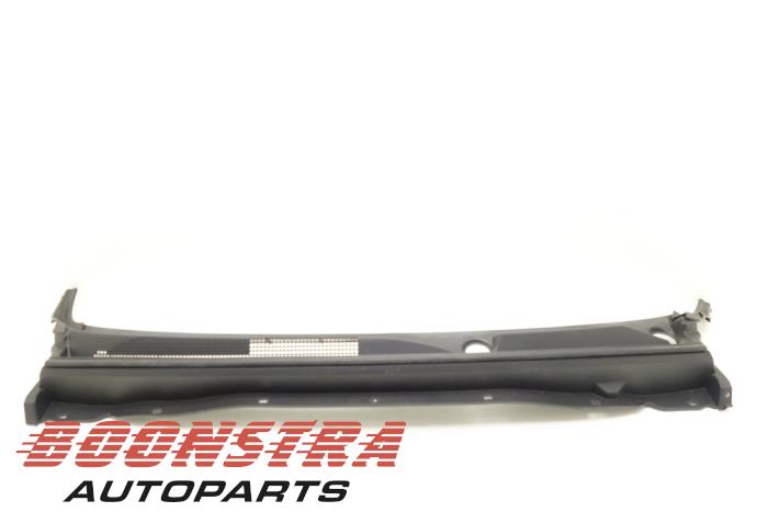 Używane Parawan Mitsubishi Space Star (A0) 1.2 12V Cena € 36,75 Procedura marży oferowane przez Boonstra Autoparts