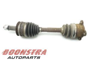 Used Front drive shaft, right Mitsubishi L-200 2.5 DI-D 4x4 Price € 89,25 Margin scheme offered by Boonstra Autoparts