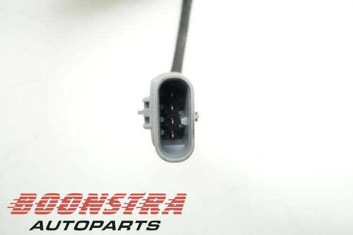 Lambda probe from a Opel Insignia 1.6 SIDI Eco Turbo 16V 2015
