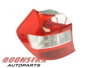 Used Taillight, left BMW 1 serie (E87/87N) 130i 24V Price € 24,95 Margin scheme offered by Boonstra Autoparts