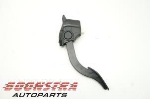 Used Accelerator pedal Opel Karl 1.0 12V Price € 24,95 Margin scheme offered by Boonstra Autoparts
