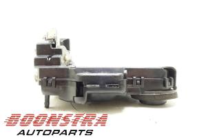 Used Rear door mechanism 4-door, right Honda Civic (FK1/2/3) 1.6 i-DTEC Advanced 16V Price € 59,25 Margin scheme offered by Boonstra Autoparts